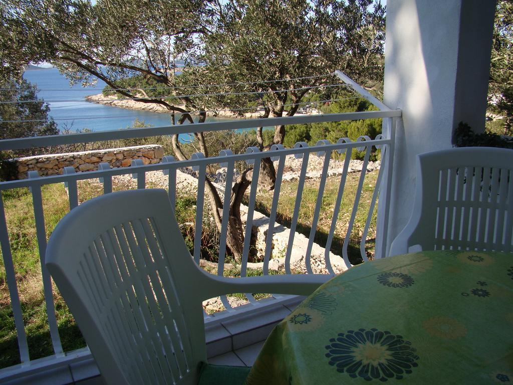Apartments Sanda Murter Chambre photo