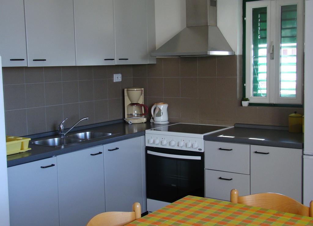 Apartments Sanda Murter Extérieur photo